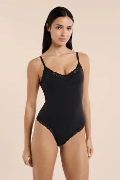 Body en microfibre et dentelle