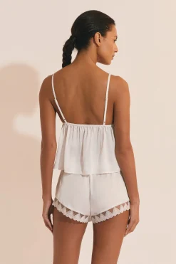 Caraco en satin avec broderie coeurs