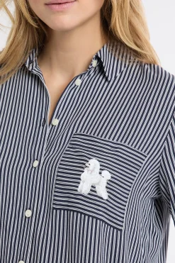 Chemise de pyjama à rayures avec broderie caniche