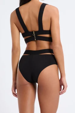 Culotte taille haute en dentelle