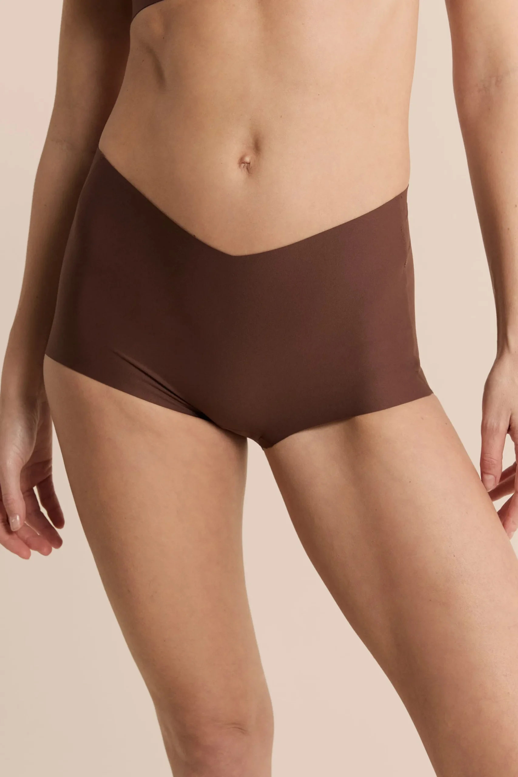 Culotte taille midi en microfibre effet push-up