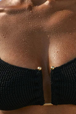 Haut de maillot de bain brassière extensible avec bijou métallique
