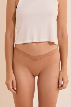 Hipster avec détail dentelle