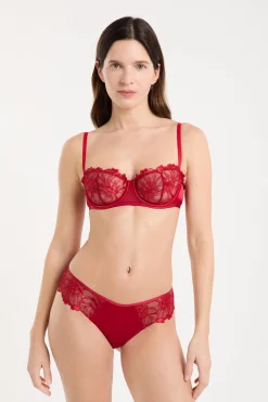 Hipster en tulle brodée