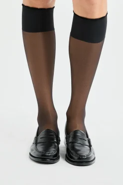 Paire de mi-bas poudrés