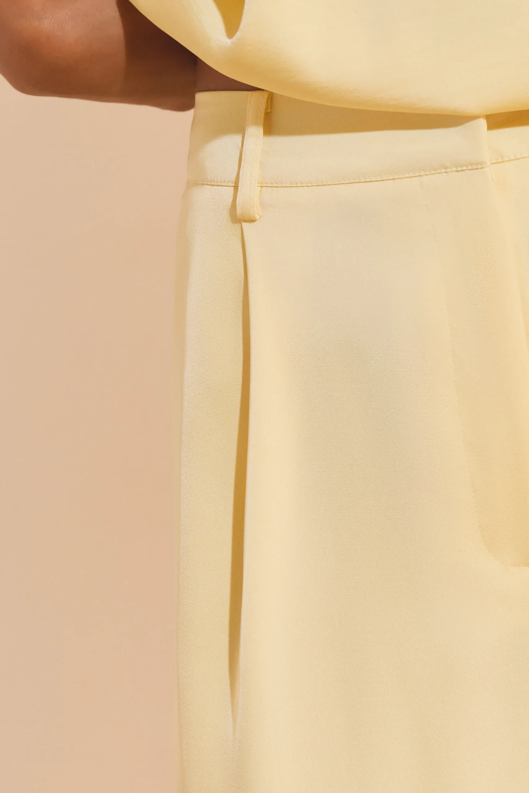 Pantalon fluide satiné