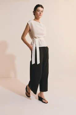 Pantalon à taille ajustée en coton