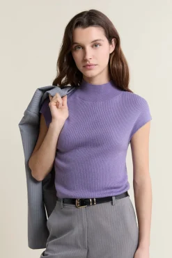 Pull sans manches col montant