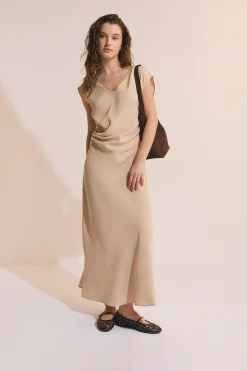 Robe longue détail drappé