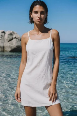Robe à rayures et noeuds avec lin