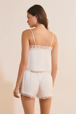 Short de pyjama satiné détails dentelle