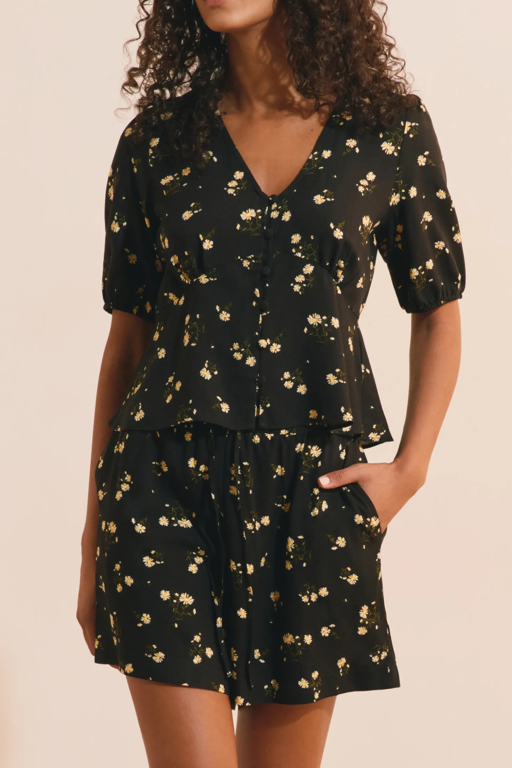 Short à motifs