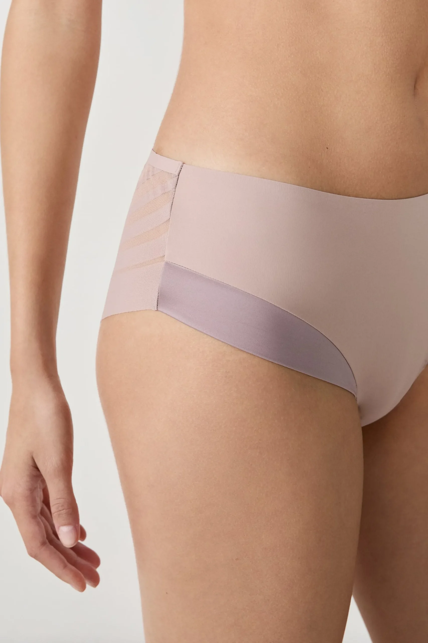 Shorty en microfibre satinée