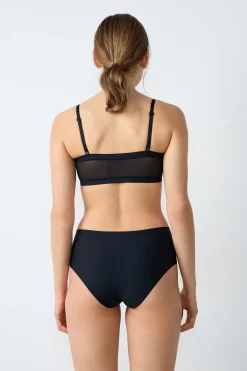 Soutien-gorge bandeau sans armatures en microfibre