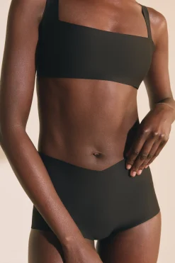 Soutien-gorge brassière en microfibre avec pads amovibles