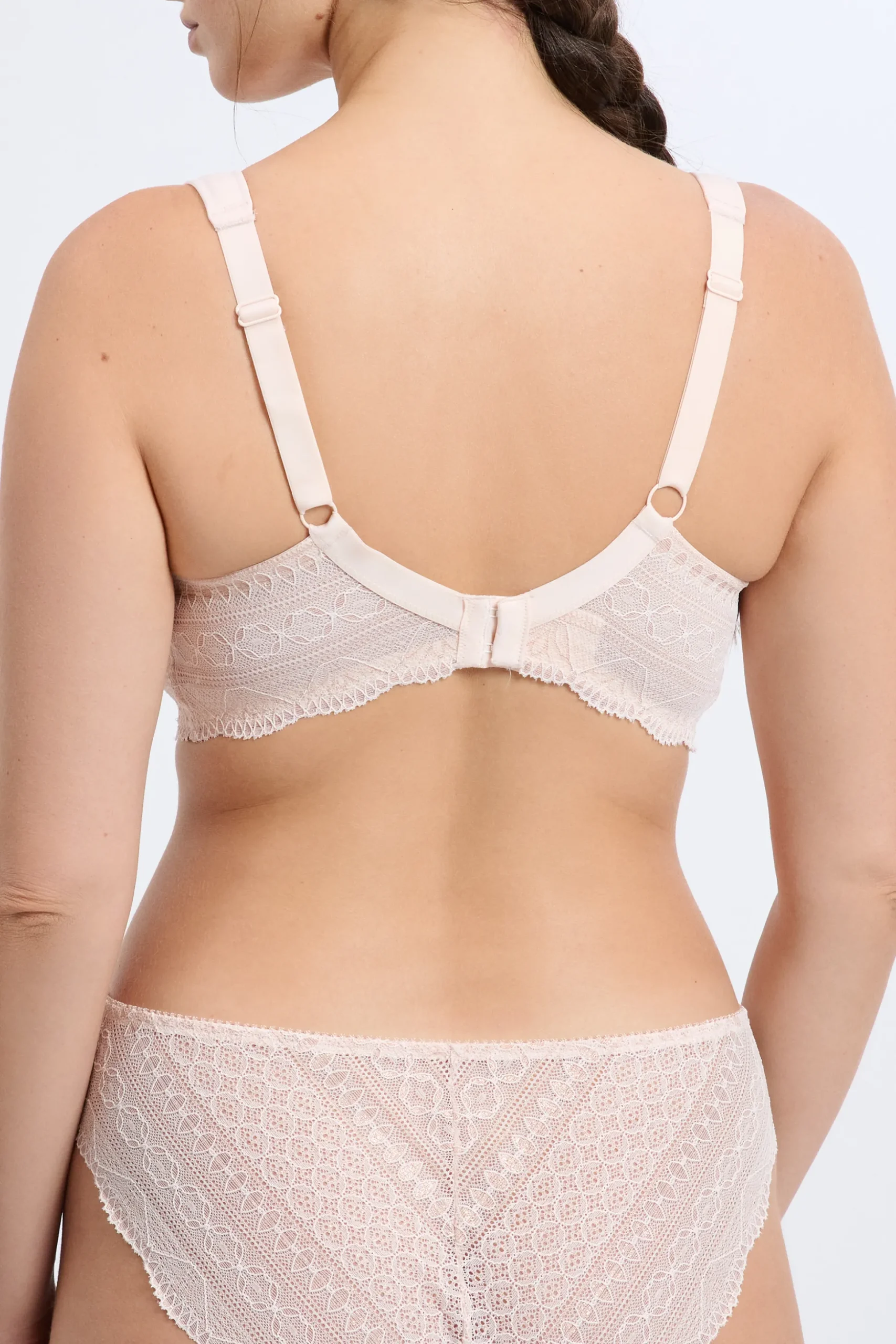 Soutien-gorge coques fines sans armatures post-mastectomie