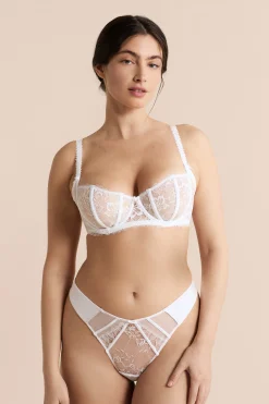 Soutien-gorge corbeille en satin et dentelle eyelash
