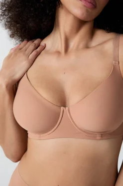 Soutien-gorge corbeille minimizer