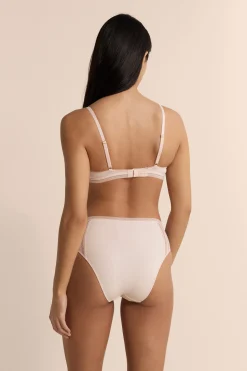Soutien-gorge N.2 - Le push-up plongeant avec détails en dentelle