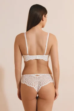 Soutien-gorge N.8 - Le triangle sans armatures en dentelle