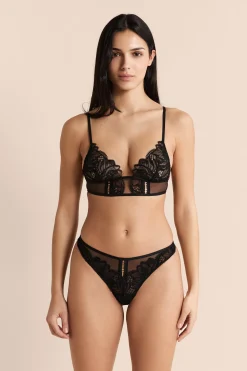 Soutien-gorge triangle en guipure