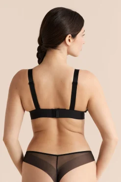 Soutien-gorge triangle sans armatures en tulle