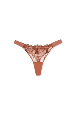 String en broderie