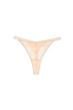String en dentelle