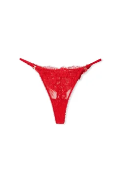 String en dentelle