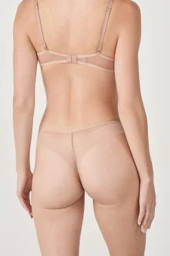 String transparent en tulle