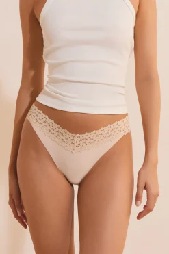 Tanga en microfibre et dentelle