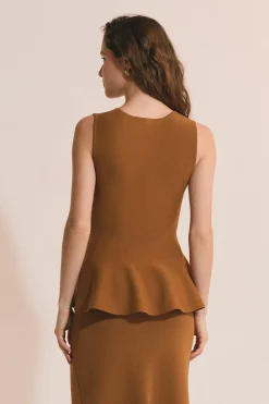 Top évasé à la taille