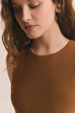 Top évasé à la taille