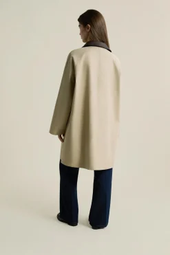 Trench long avec coton à col contrasté