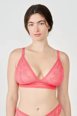 Triangle sans armartures en dentelle