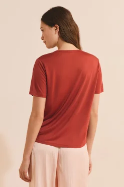 T-shirt col V manches courtes