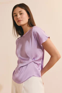 T-shirt drapé avec nœud satiné