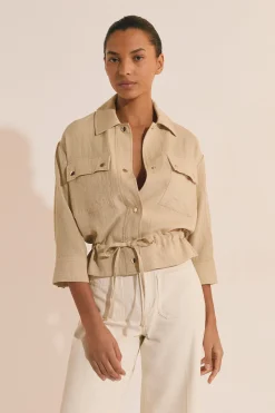 Veste casual avec détails boutonnés argentés