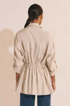 Veste saharienne avec détail poche